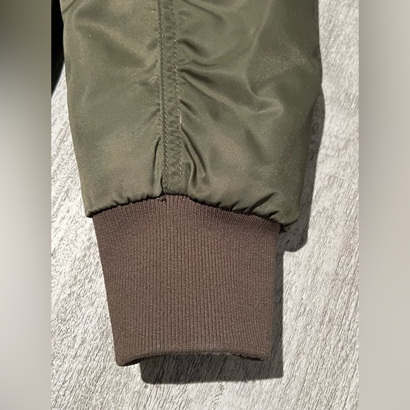 The Group Babaton army green zip up bomber jacket - Picture 15 of 16